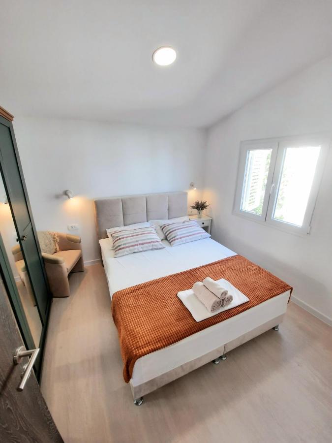 Apartment Maria Makarska Exterior photo
